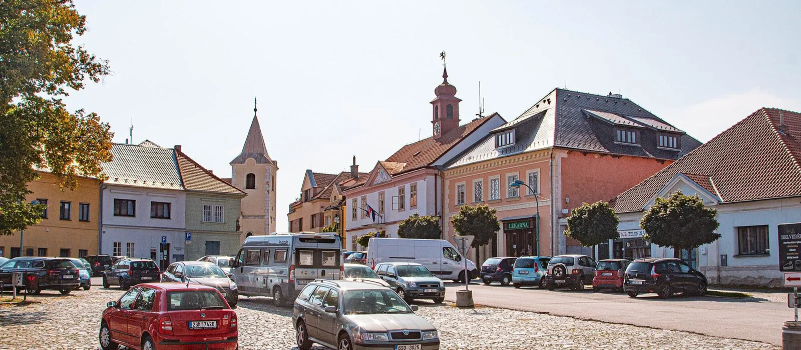 Týnec nad Labem, pohled na město